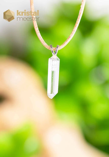 Bergkristal punt hanger met zilver oog
