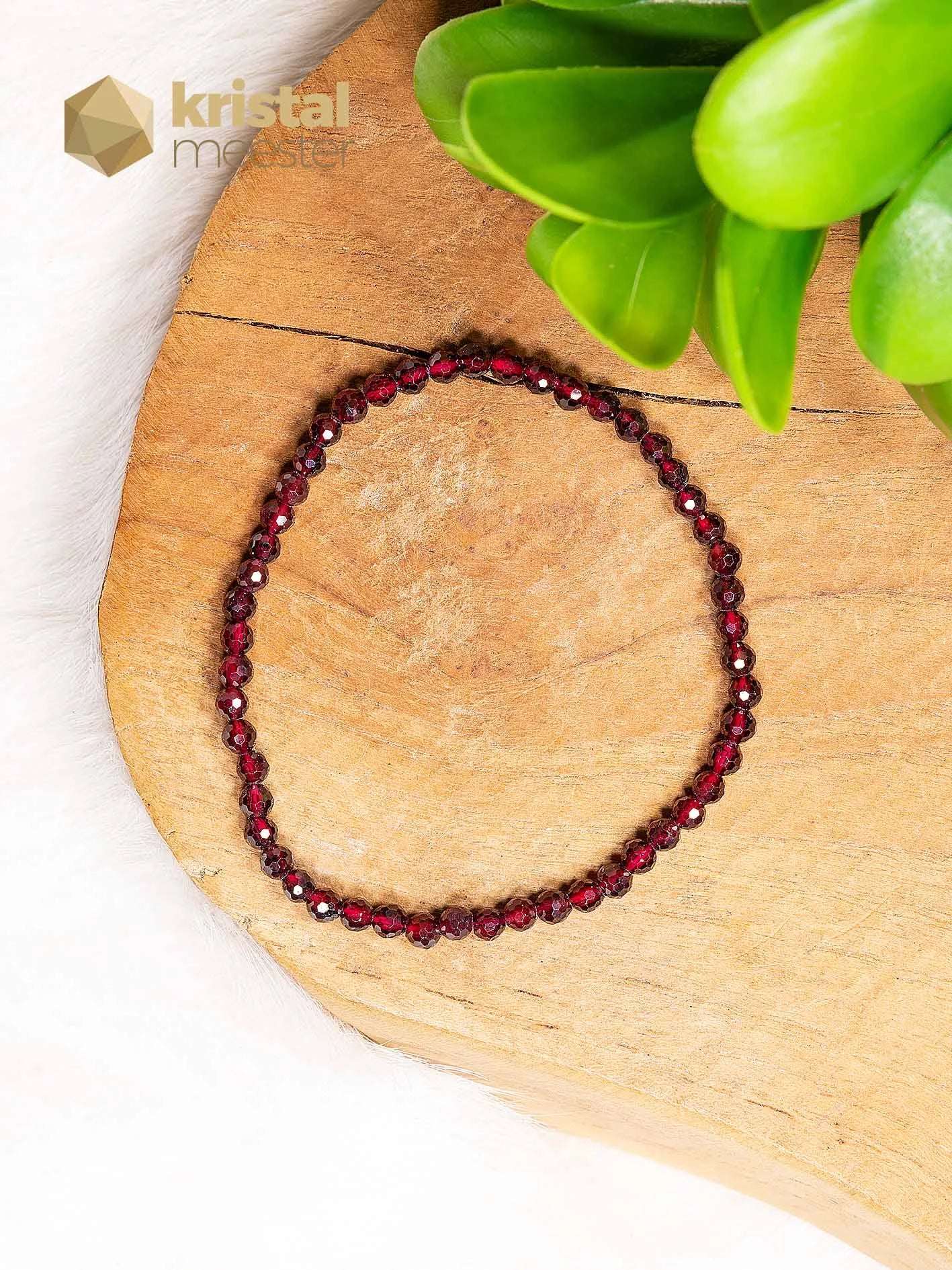 Granaat facet geslepen armband  3 - 4 mm