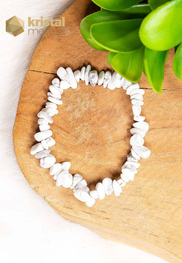 Howlite Chip Bracelet