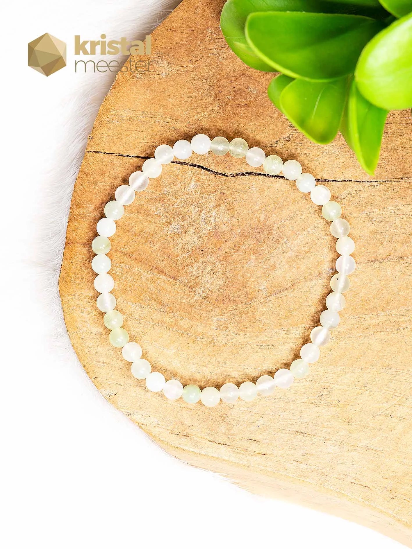 Prehniet Kogelarmband - 4 mm