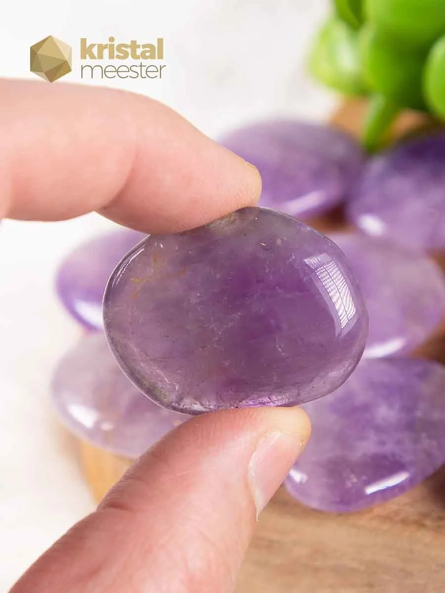 Amethyst pocket stones - size S