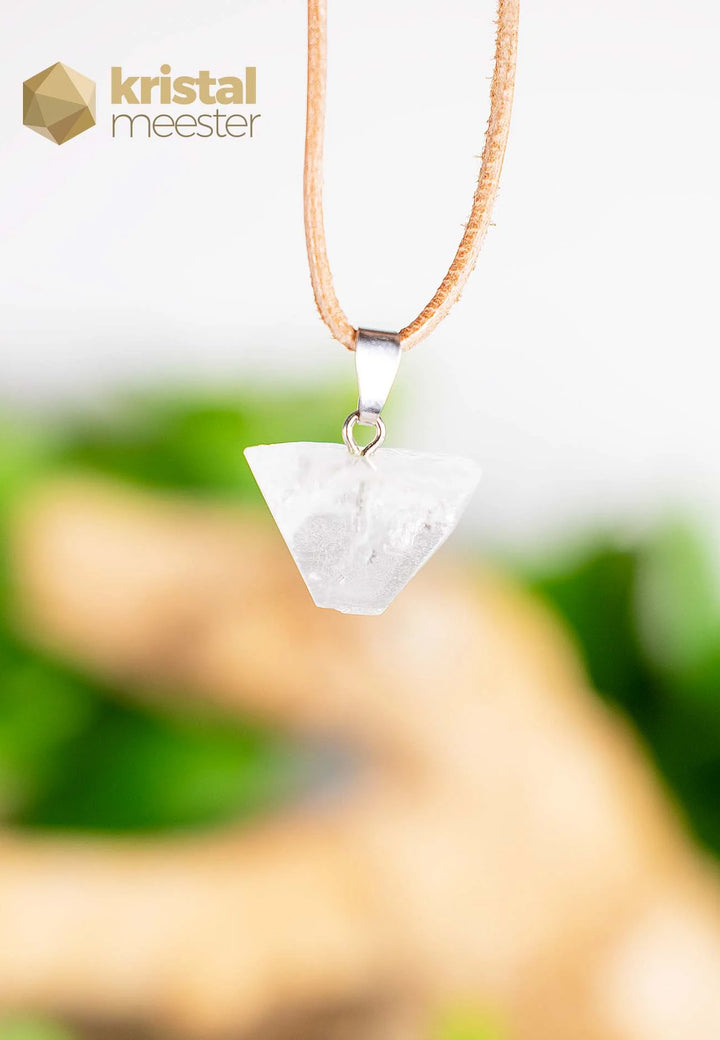 Apofyliet hanger met zilver oog - nr. 4