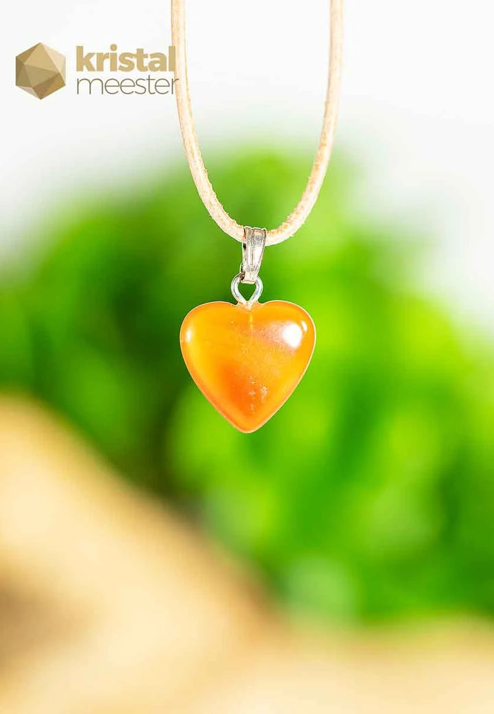 Carneool hartje hanger met zilver oog