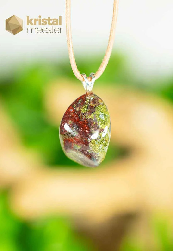 Drakenbloed Jaspis hanger met zilver oog - nr. 2