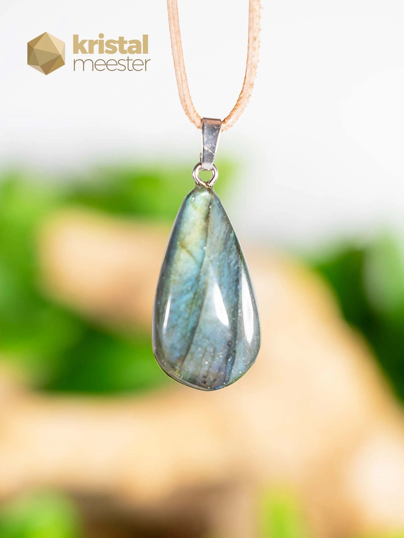 Labradoriet hanger met zilver oog - nr. 1