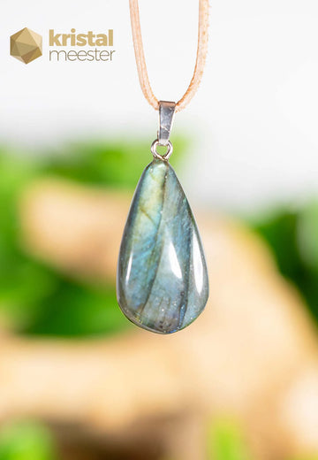 Labradoriet hanger met zilver oog - nr. 1