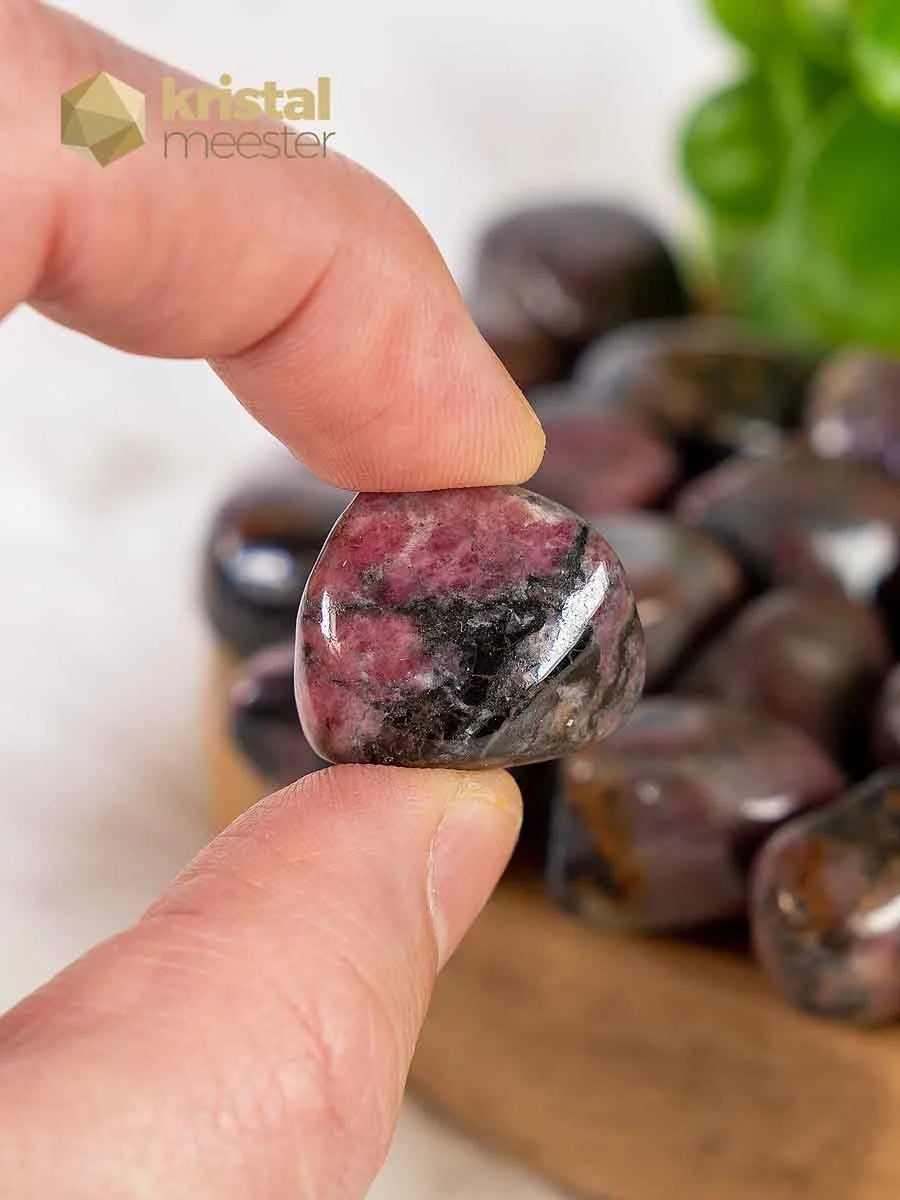 Pyroxmangiet trommelstenen
