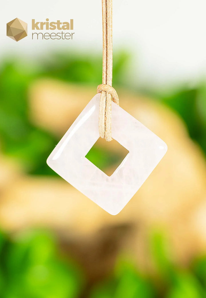 Rose Quartz donut, square - 28 mm