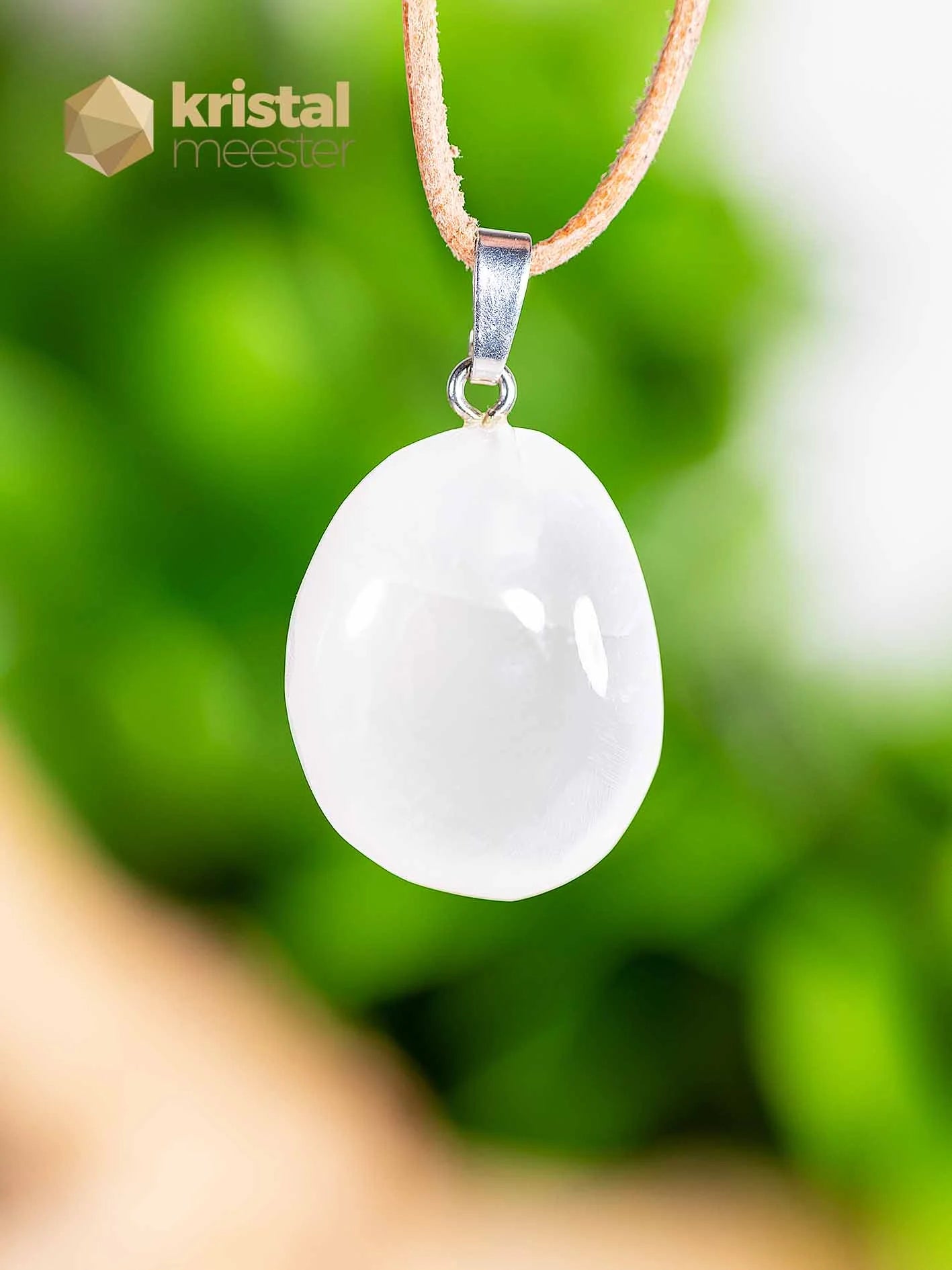Seleniet hanger met zilver oog - nr. 1